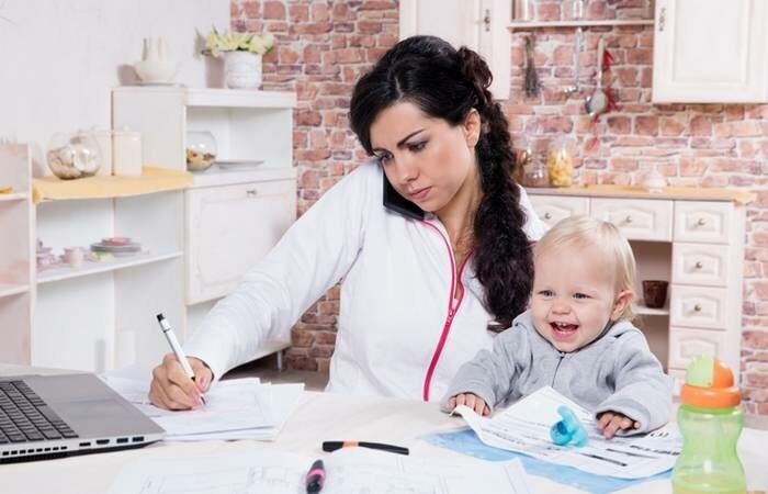 mother-and-baby-in-home-office